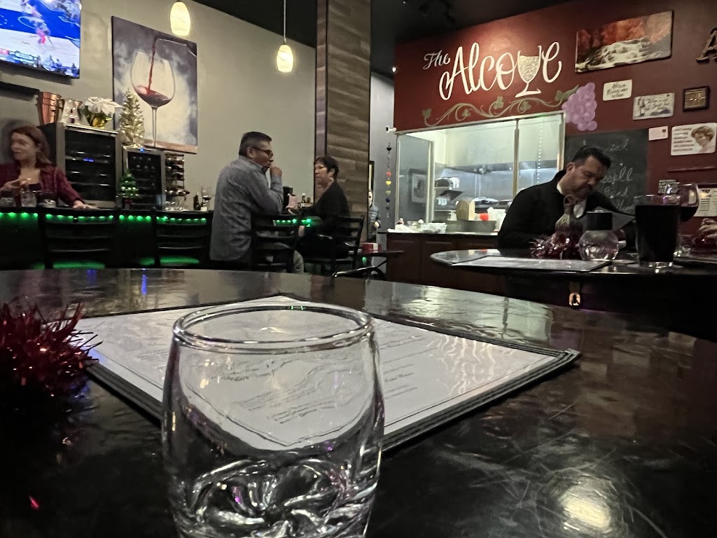 The Alcove Wine & Beer | restaurant | 5540 El Cajon Blvd, San Diego, CA 92115, USA | 6199667877 OR +1 619-966-7877