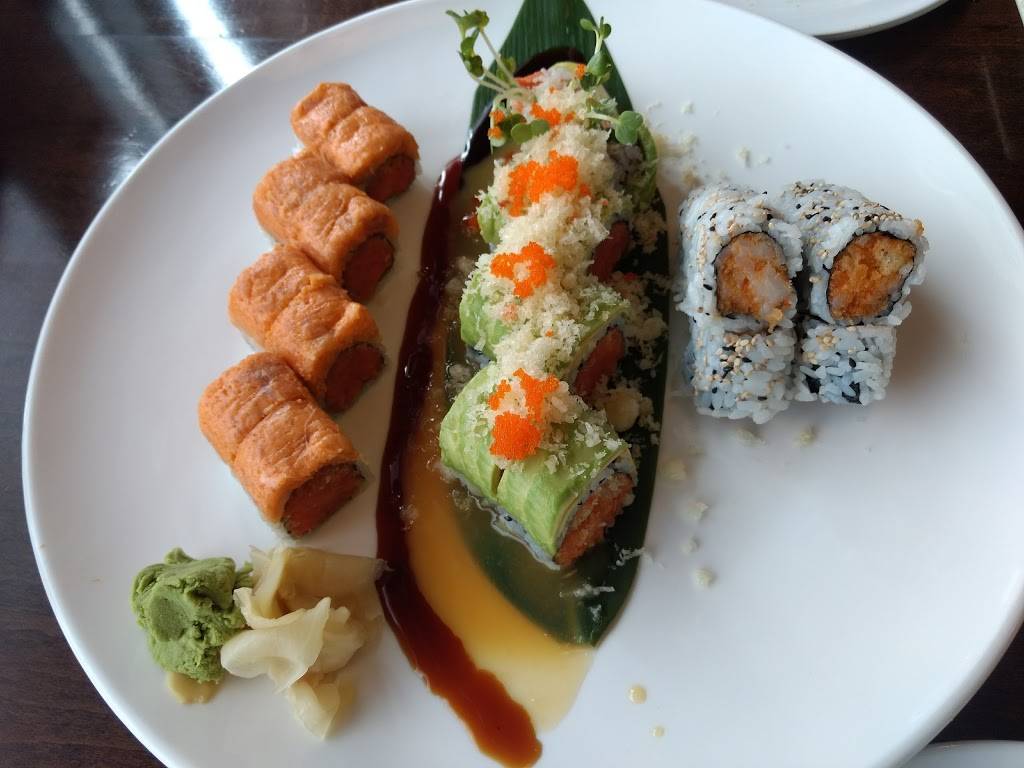 Red Parrot Asian Bistro | restaurant | 7698 Dorchester Blvd #201, Hanover, MD 21076, USA | 4107994573 OR +1 410-799-4573