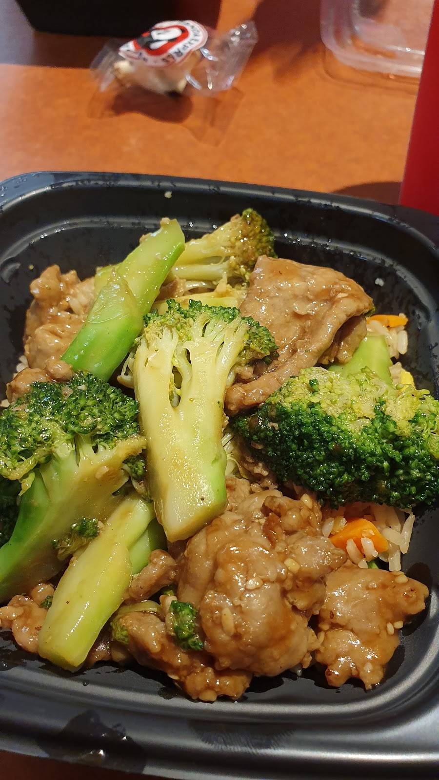 Panda Express | restaurant | 1701 John F Kennedy Blvd, Philadelphia, PA 19103, USA | 2155671639 OR +1 215-567-1639