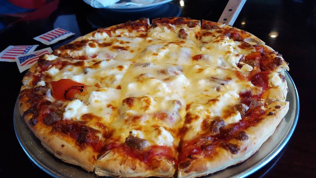 Fatty Magoos Bar & Eatery | restaurant | 551 S Bolingbrook Dr, Bolingbrook, IL 60440, USA | 6303128825 OR +1 630-312-8825