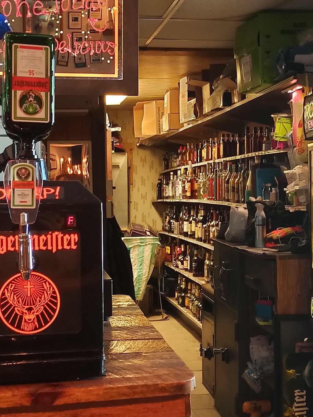 Peppermill Bar & Grill | restaurant | 1602 Inverness Blvd, Rawlins, WY 82301, USA | 3073248100 OR +1 307-324-8100