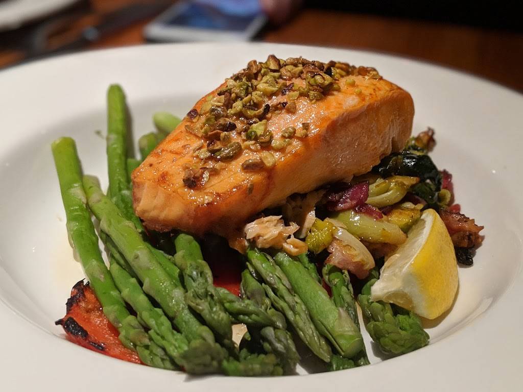 The Keg Steakhouse + Bar - Estate Drive | restaurant | 60 Estate Dr, Scarborough, ON M1H 2Z1, Canada | 4164381452 OR +1 416-438-1452