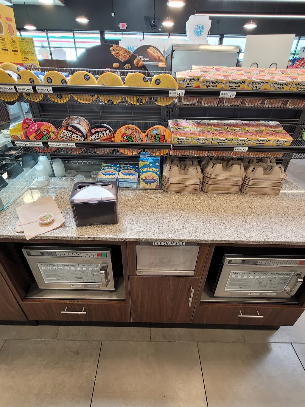 Laredo Taco Company | restaurant | 6443 San Pedro Ave, San Antonio, TX 78216, USA | 2106336358 OR +1 210-633-6358