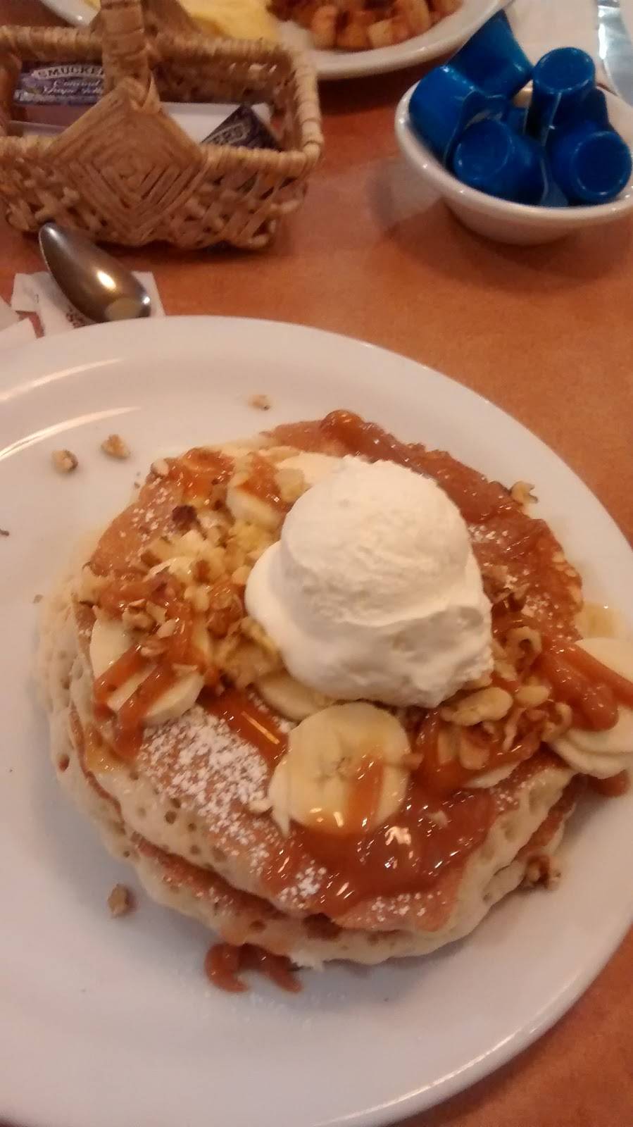 Cocos Bakery Restaurant | restaurant | 8845 Trautwein Rd, Riverside, CA 92508, USA | 9517769053 OR +1 951-776-9053