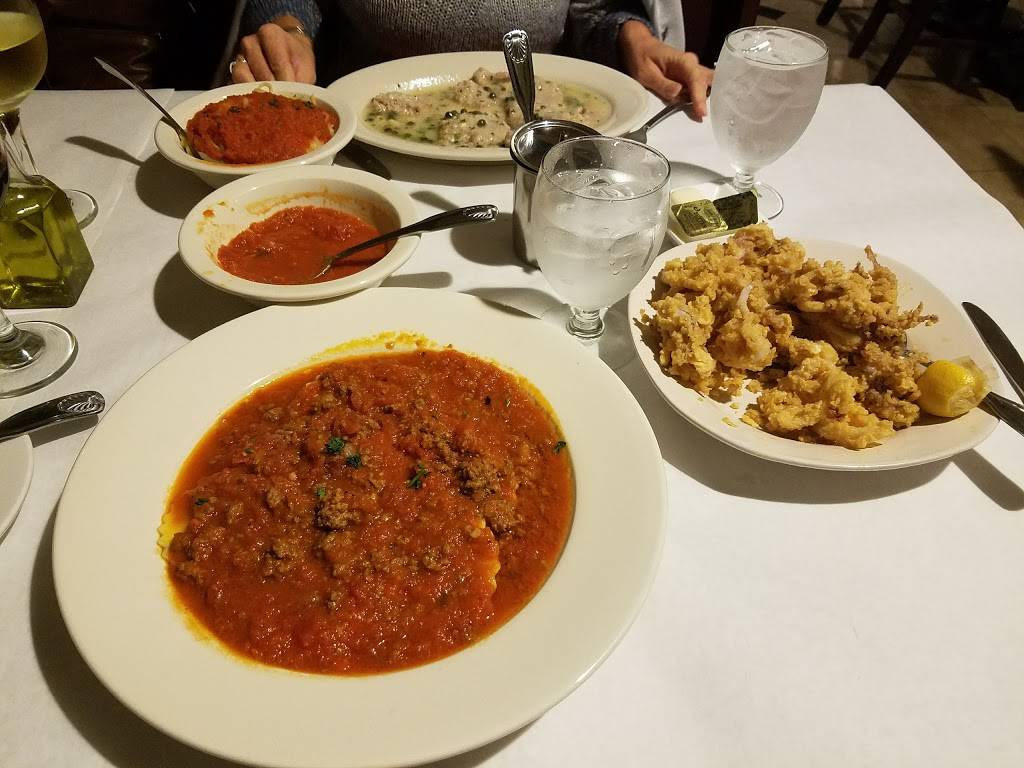 Umbertos Italian Restaurant | restaurant | 5500 Olney Laytonsville Rd, Olney, MD 20832, USA | 3017606320 OR +1 301-760-6320