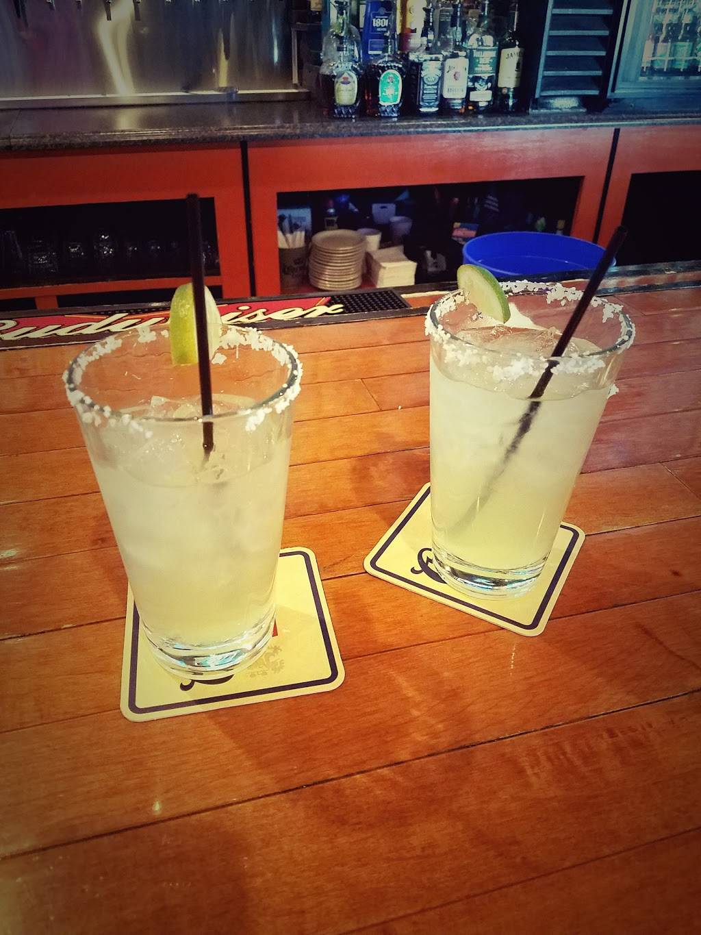 Longnecks Sports Grill | restaurant | 2141 N Bend Rd, Hebron, KY 41048, USA | 8598694448 OR +1 859-869-4448