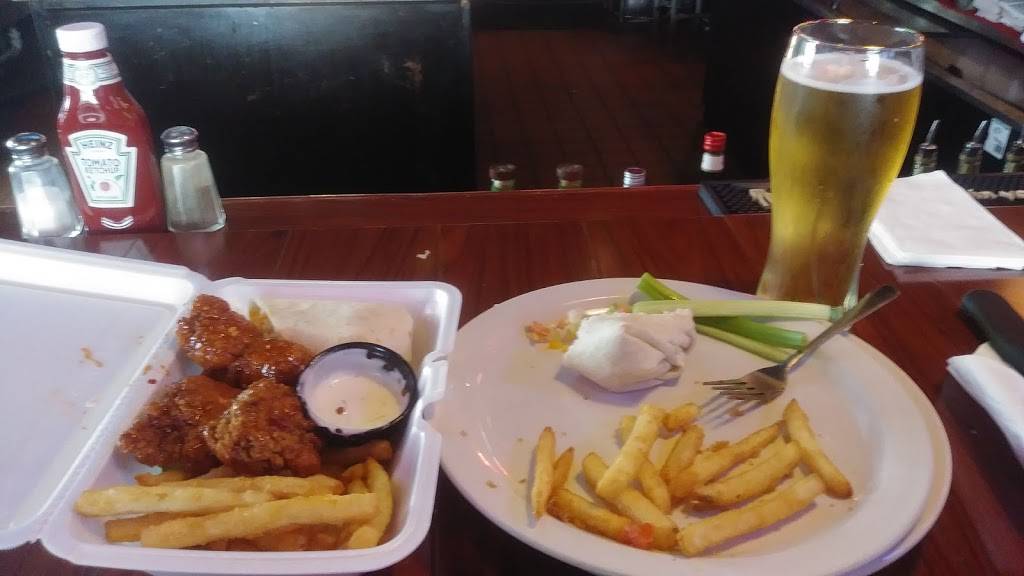 Big Woodys | restaurant | 1855 Sullivan Trail, Easton, PA 18040, USA | 6102524442 OR +1 610-252-4442