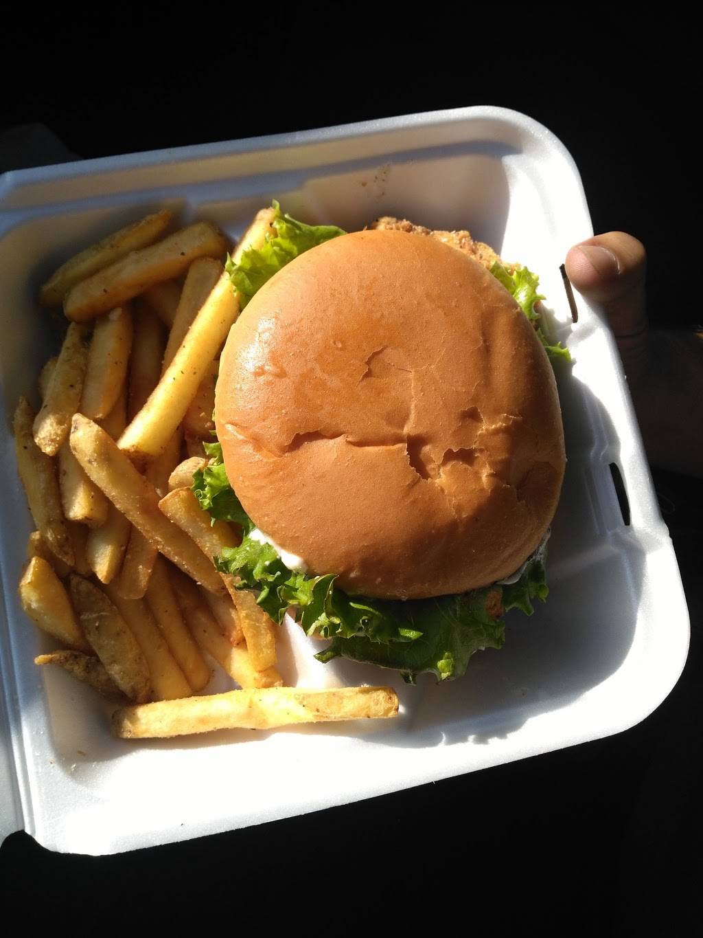 Gradys BBQ | restaurant | 4109 Fredericksburg Rd, San Antonio, TX 78201, USA | 2107323636 OR +1 210-732-3636