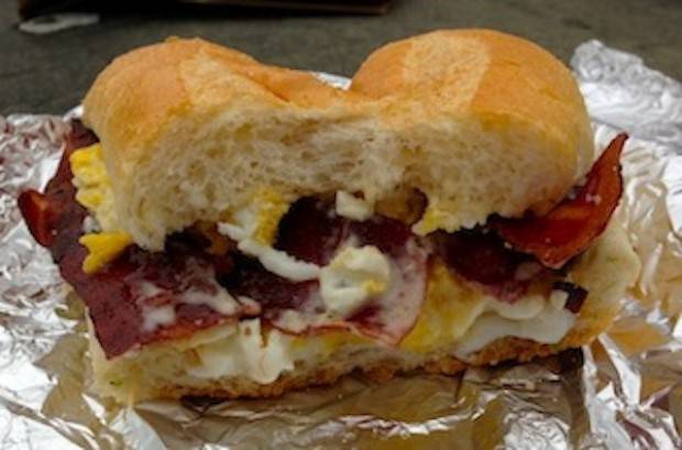 The Mighty Dog Sandwich Shop | restaurant | 4322 Bell Shoals Rd, Valrico, FL 33596, USA | 3174186760 OR +1 317-418-6760