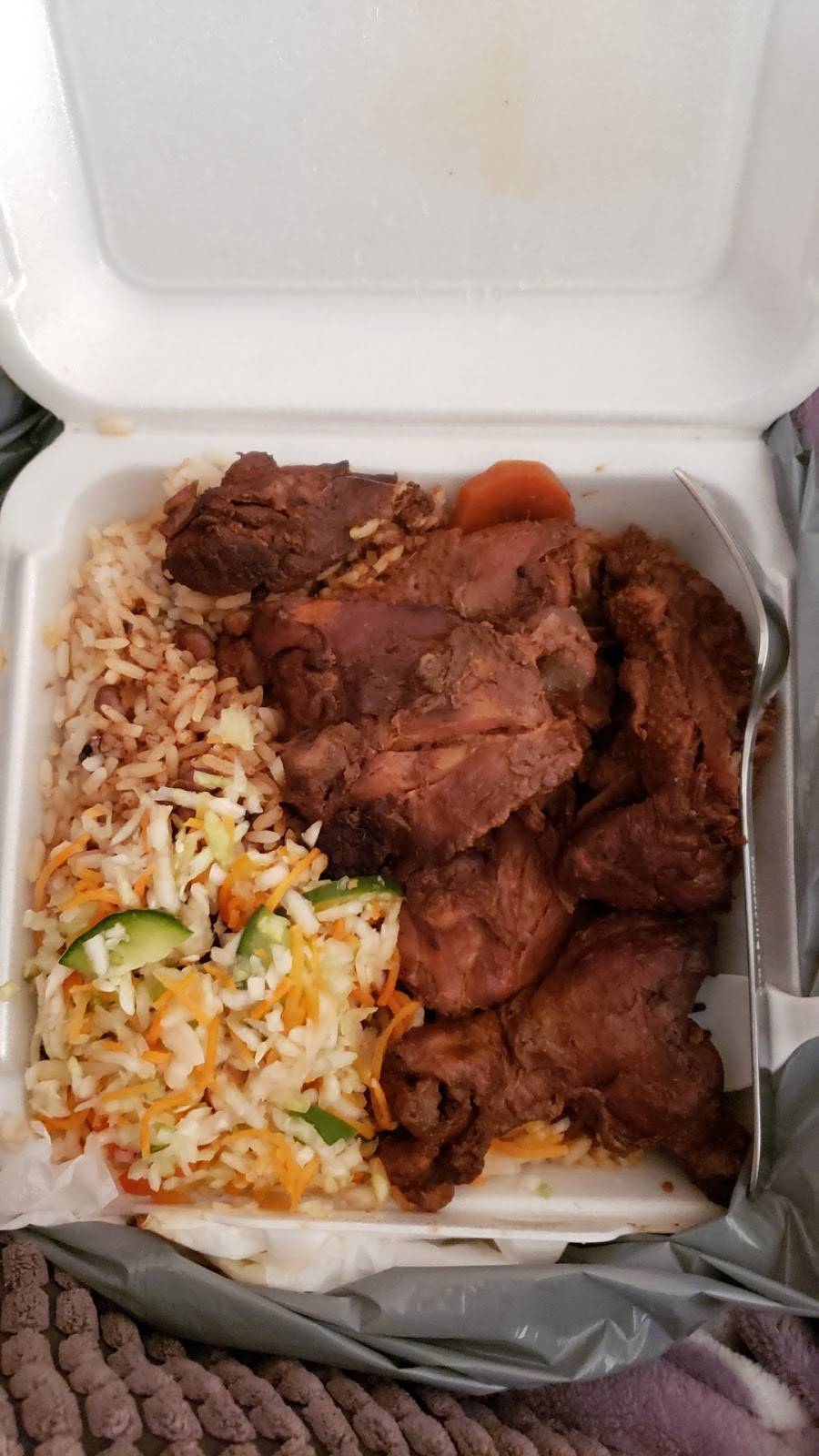 Willys Jerk | restaurant | 3889 Keele St, North York, ON M3J 1N6, Canada | 4166336781 OR +1 416-633-6781