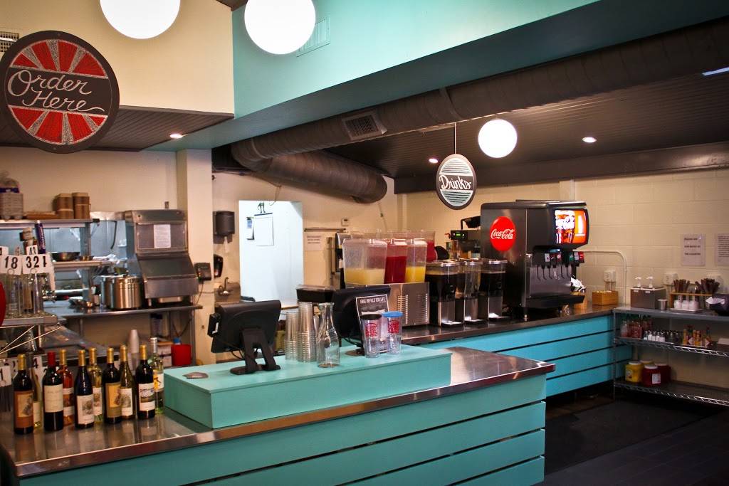 Burger Burger | restaurant | 209 E Main St, Fredericksburg, TX 78624, USA | 8309975226 OR +1 830-997-5226