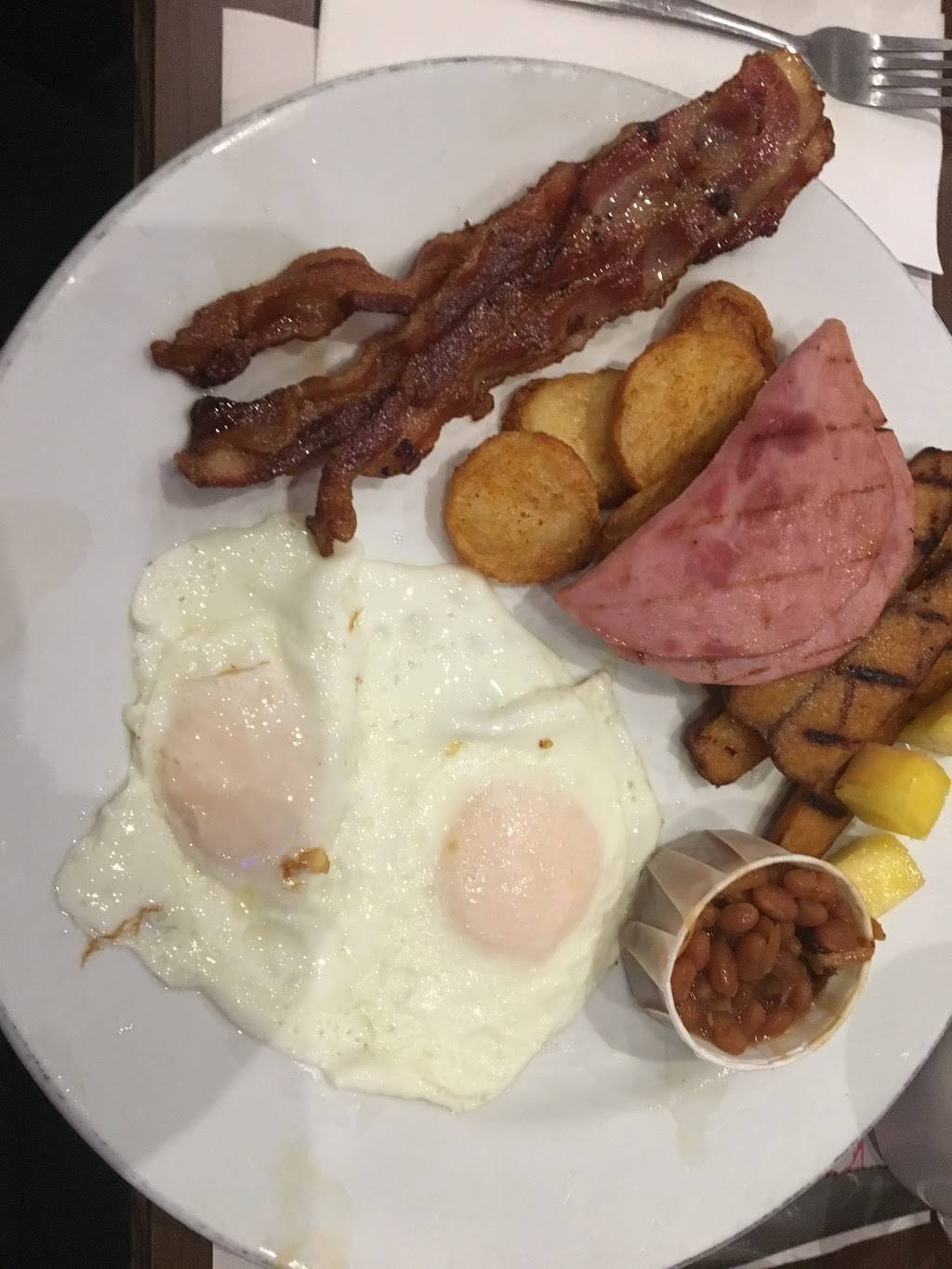 Restaurant Montaza | restaurant | 12675 Rue Sherbrooke E, Pointe-aux-Trembles, QC H1A 3V9, Canada | 5146421780 OR +1 514-642-1780