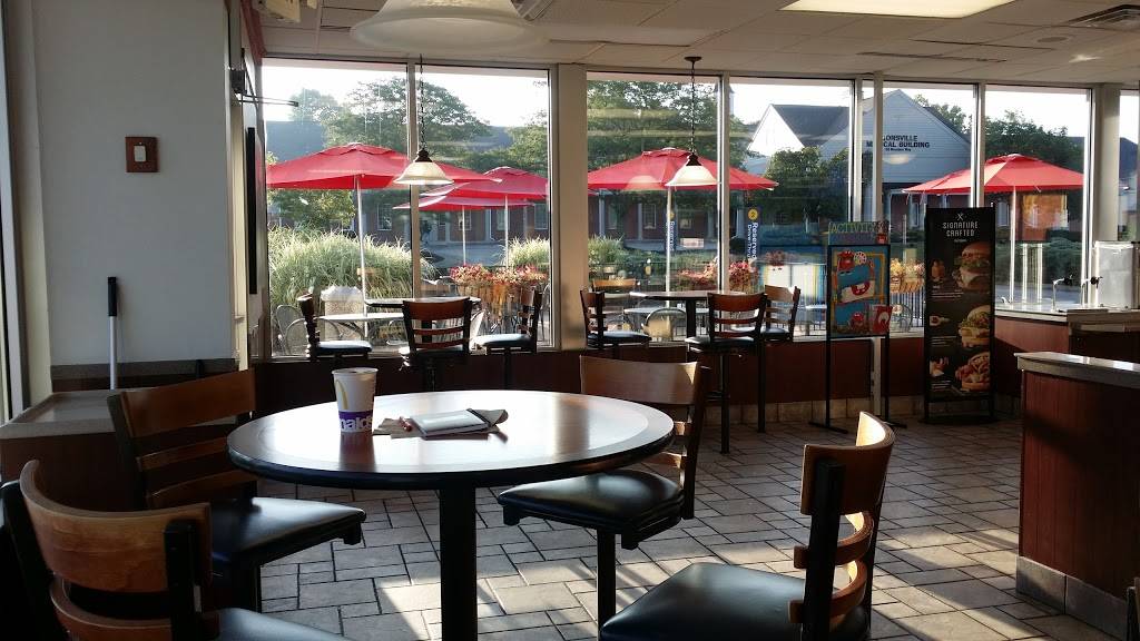 McDonalds | cafe | 50 Brendon Way, Zionsville, IN 46077, USA | 3178739812 OR +1 317-873-9812