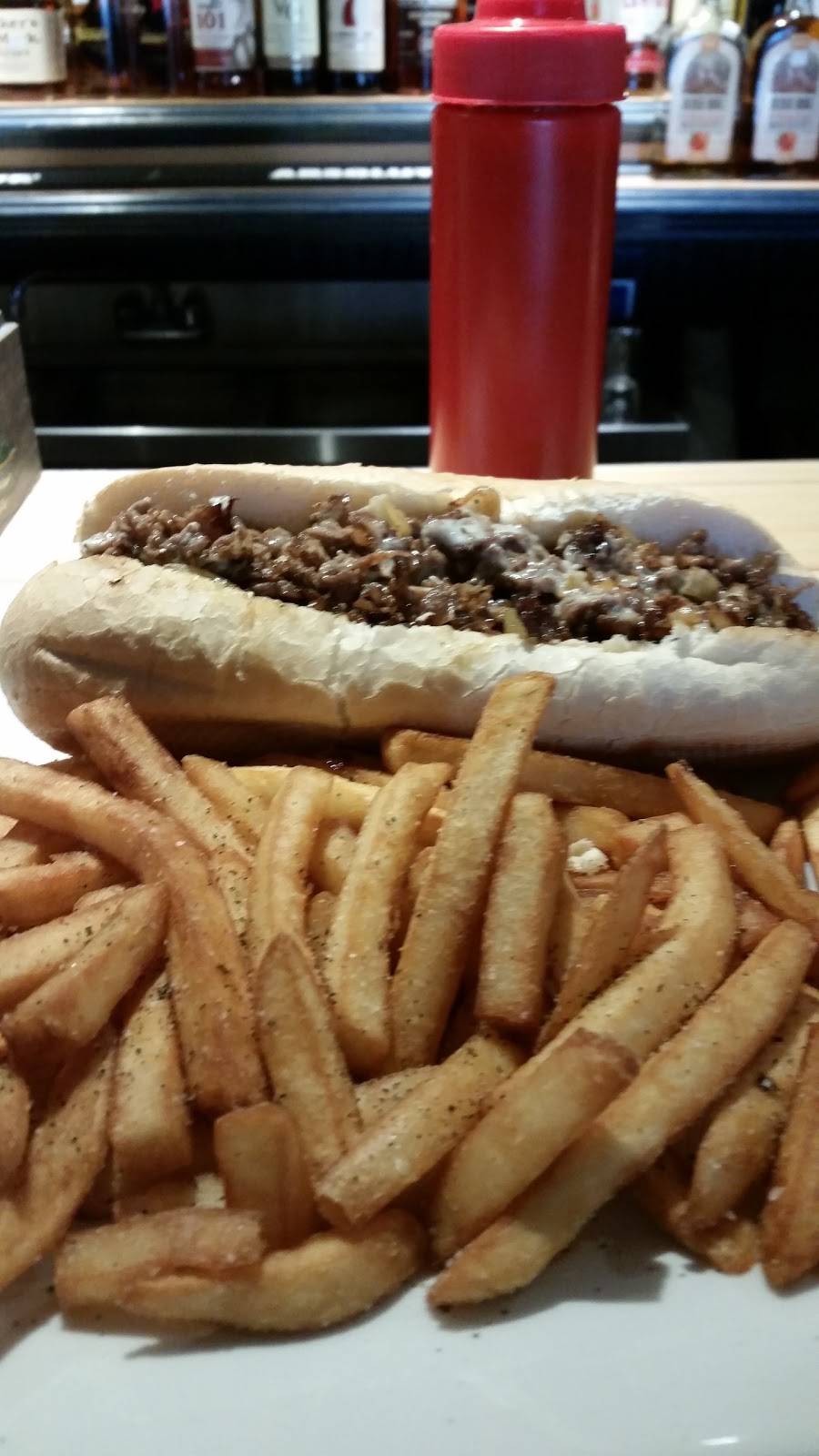 Cock Island Bar & Grille | restaurant | 606 Airline Blvd, Portsmouth, VA 23707, USA | 7579662936 OR +1 757-966-2936