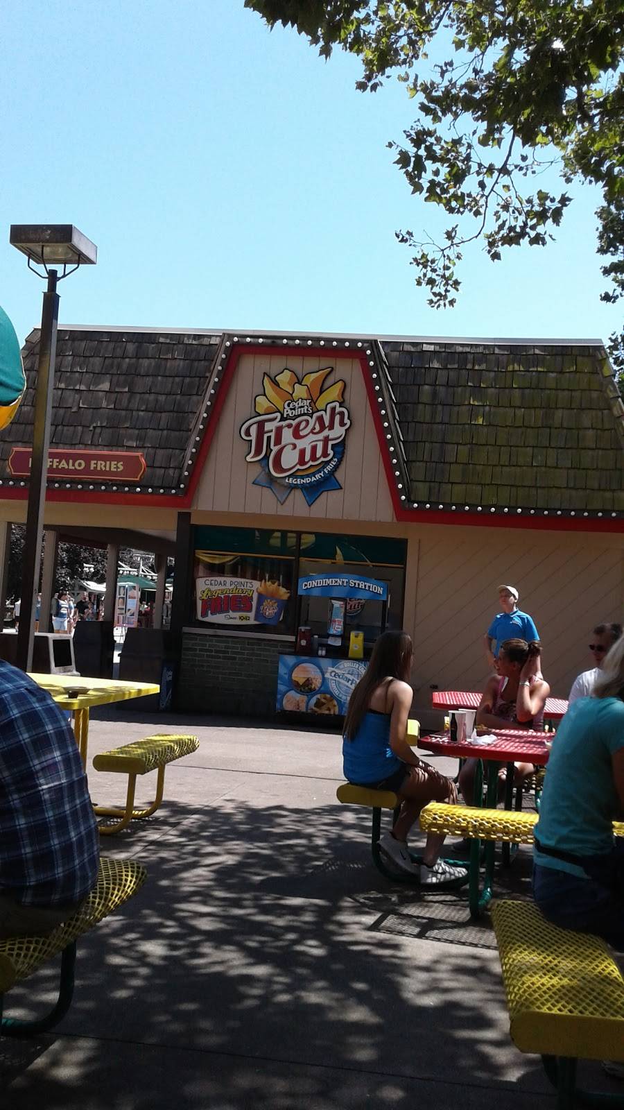 Happy Friar | restaurant | Sandusky, OH 44870, USA | 4196272350 OR +1 419-627-2350