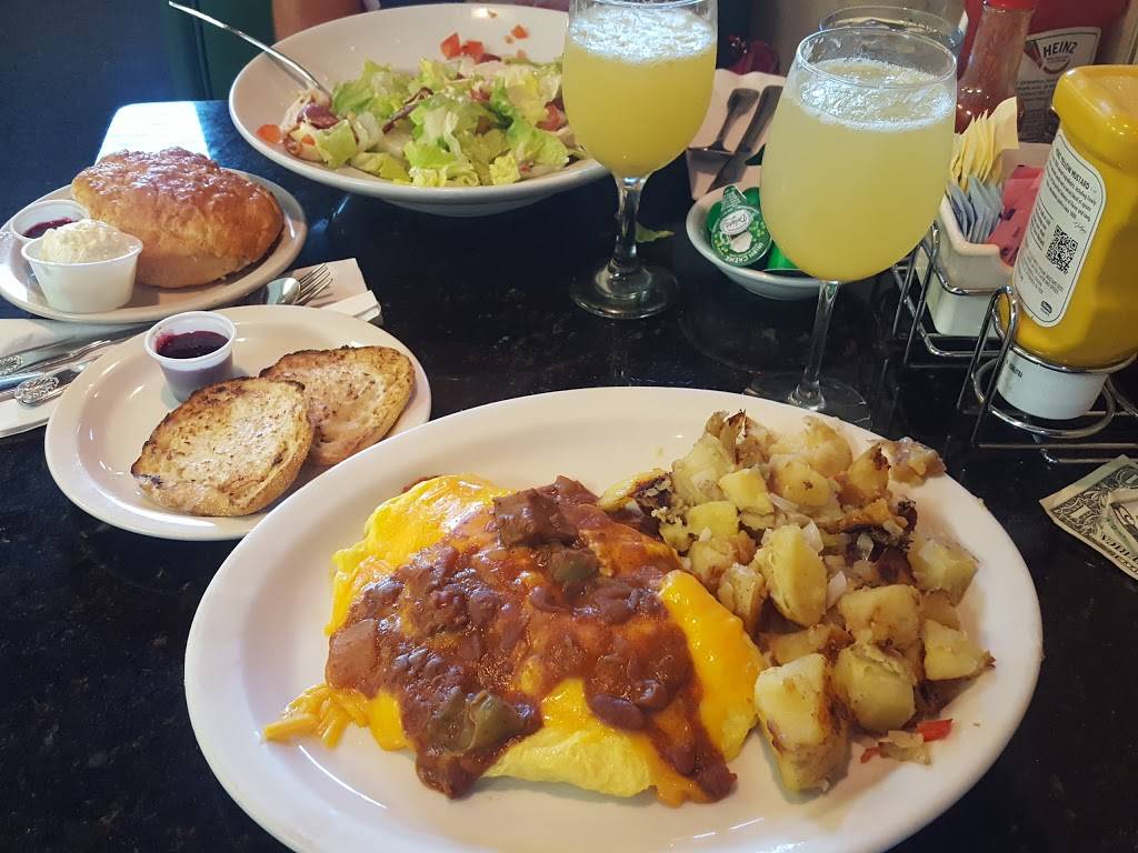 Louises Pantry | cafe | 47150 Washington St, La Quinta, CA 92253, USA | 7607713330 OR +1 760-771-3330