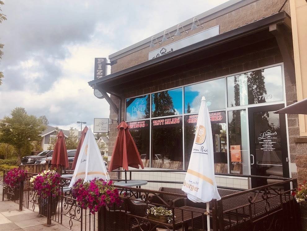 Lorenzos Pizza and More | restaurant | 7729 Center Blvd SE, Snoqualmie, WA 98065, USA | 4252929994 OR +1 425-292-9994