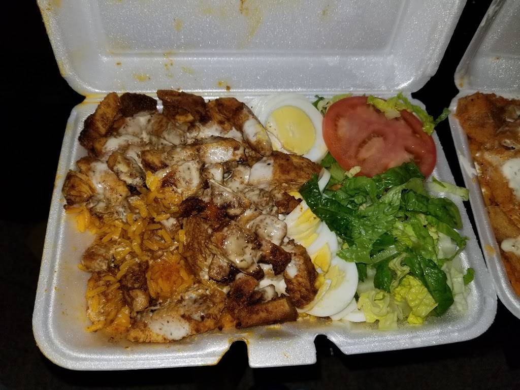 Crown Fried Chicken | restaurant | 3706 N Broad St, Philadelphia, PA 19140, USA | 2152230700 OR +1 215-223-0700