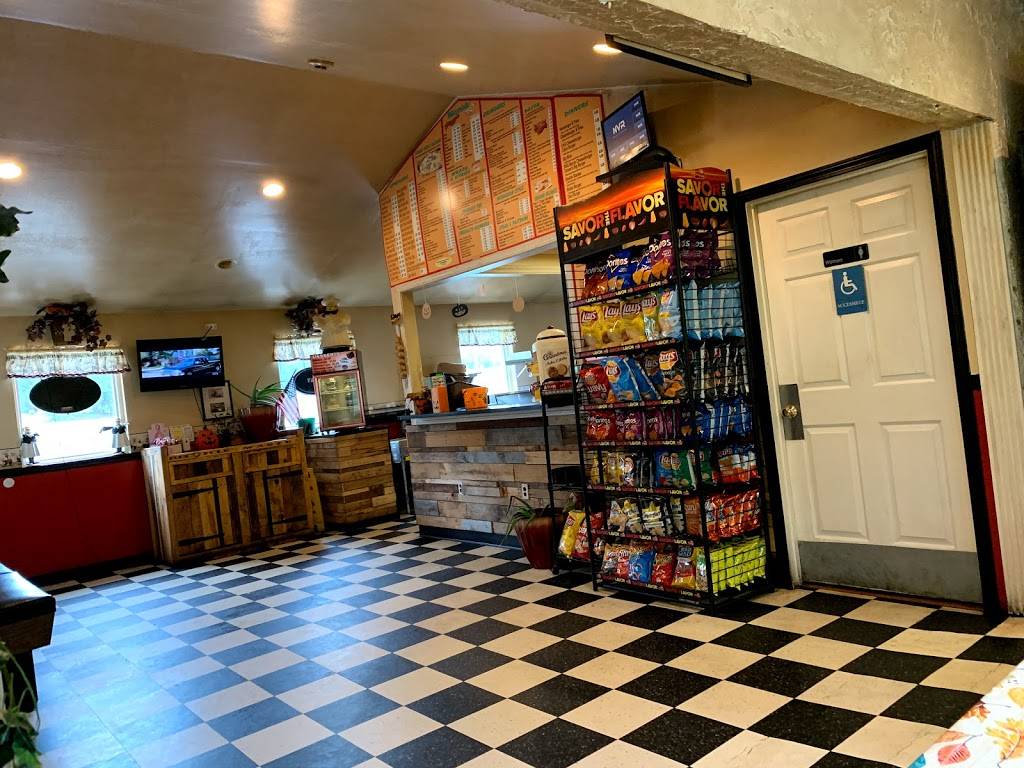 Riverside Pizza | restaurant | 292 Riverside Dr, Thompson, CT 06277, USA | 8609233500 OR +1 860-923-3500