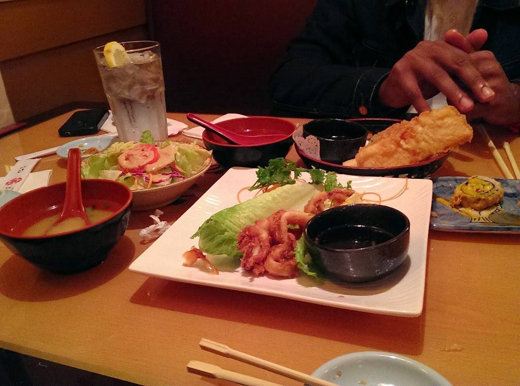 Sakura Japanese Restaurant | restaurant | 2973 Shore Dr #111, Virginia Beach, VA 23451, USA | 7574122200 OR +1 757-412-2200