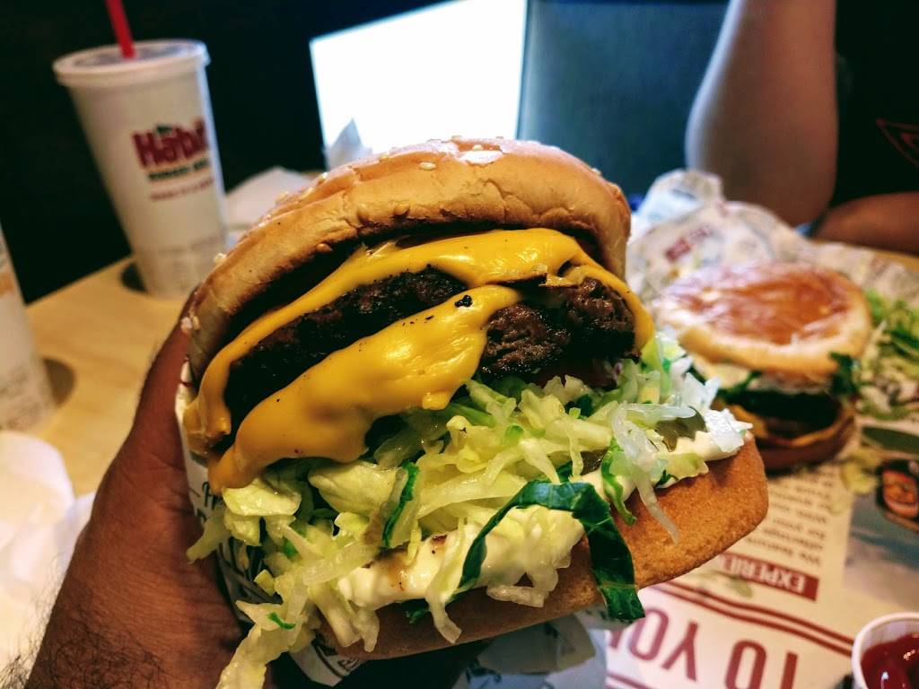 The Habit Burger Grill | meal takeaway | 990 Town Center Dr, La Cañada Flintridge, CA 91011, USA | 8189522910 OR +1 818-952-2910