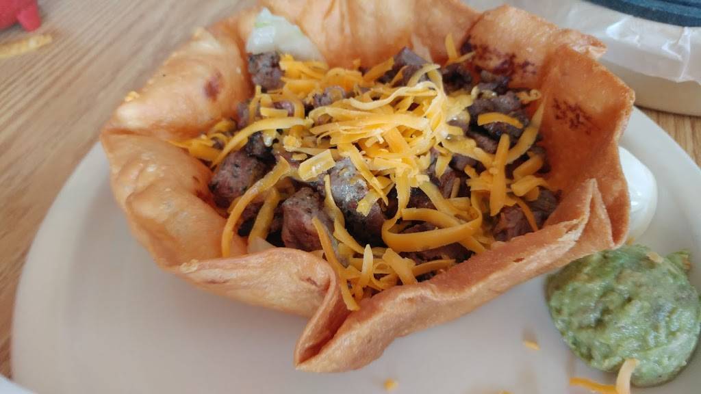 La Flor De Galeana | restaurant | 306 Kilgore Dr, Henderson, TX 75652, USA | 9036552125 OR +1 903-655-2125