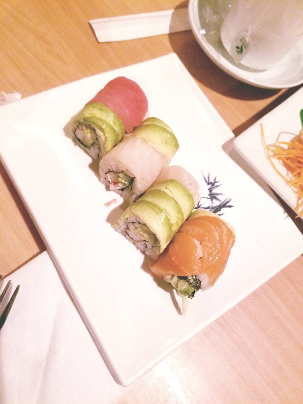 Kobe Japanese Steakhouse & Sushi Bar | restaurant | 1121 Broad St #13a, Sumter, SC 29150, USA | 8034180888 OR +1 803-418-0888