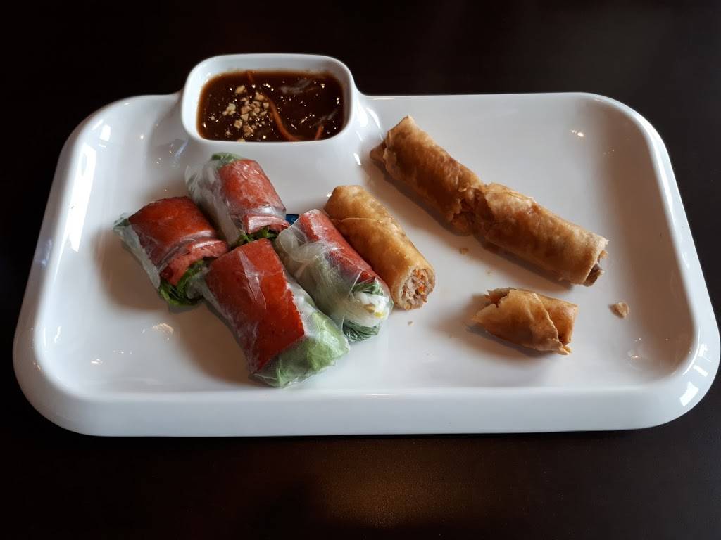 Mi Pho Song Vu | restaurant | 1070 Stone Church Rd E, Hamilton, ON L8W 3K8, Canada | 9056674830 OR +1 905-667-4830