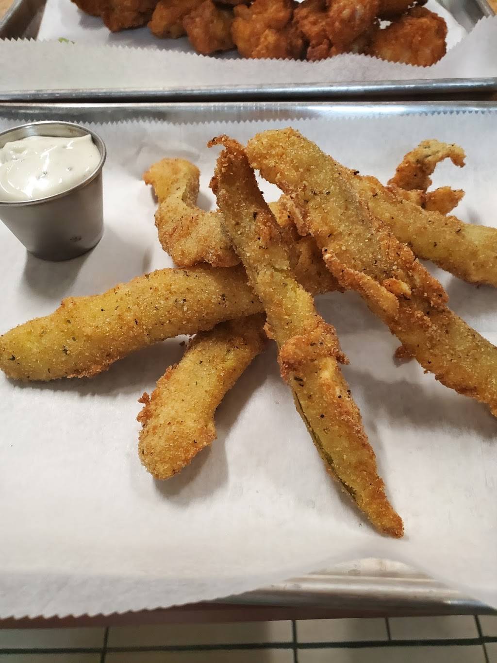 Peckville bar and burger | restaurant | 978 Main St, Peckville, PA 18452, USA | 5704454426 OR +1 570-445-4426