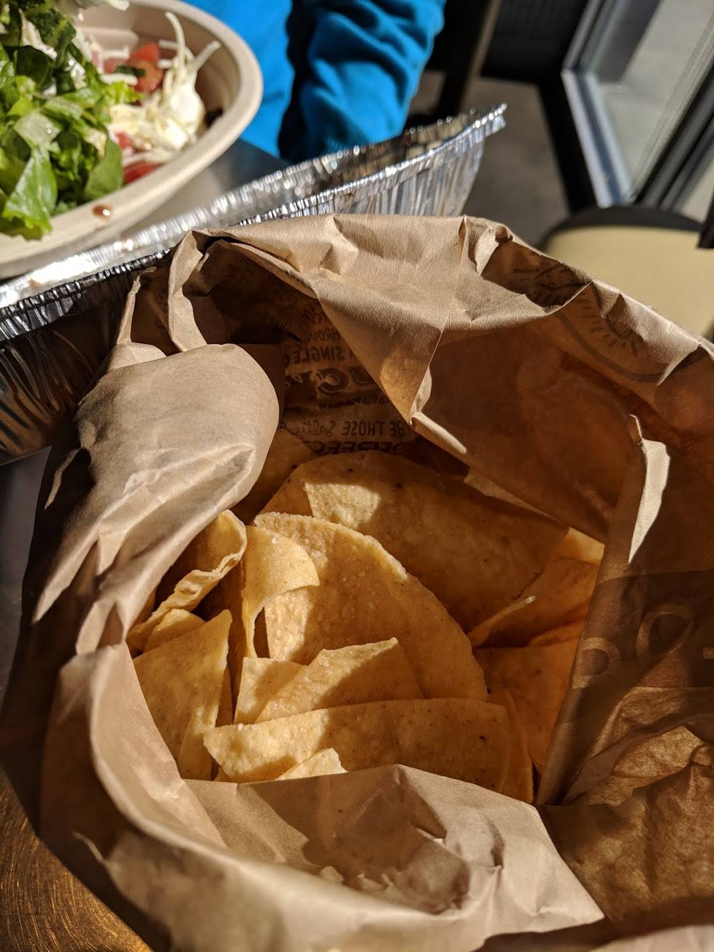 Chipotle Mexican Grill | restaurant | 825 W Market St, Akron, OH 44303, USA | 3303740204 OR +1 330-374-0204