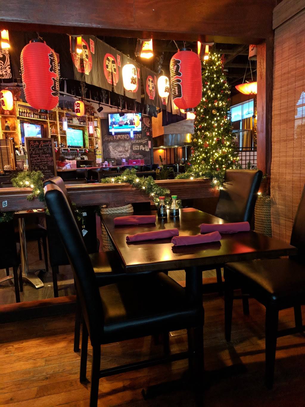 Kimono Kin Japanese | restaurant | 106 Galleria Plaza, Beckley, WV 25801, USA | 3042522008 OR +1 304-252-2008