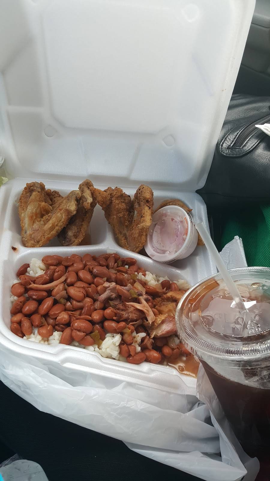 C&J Gourmet Sandwiches | restaurant | 1301 21st St, Zion, IL 60099, USA | 8472463324 OR +1 847-246-3324