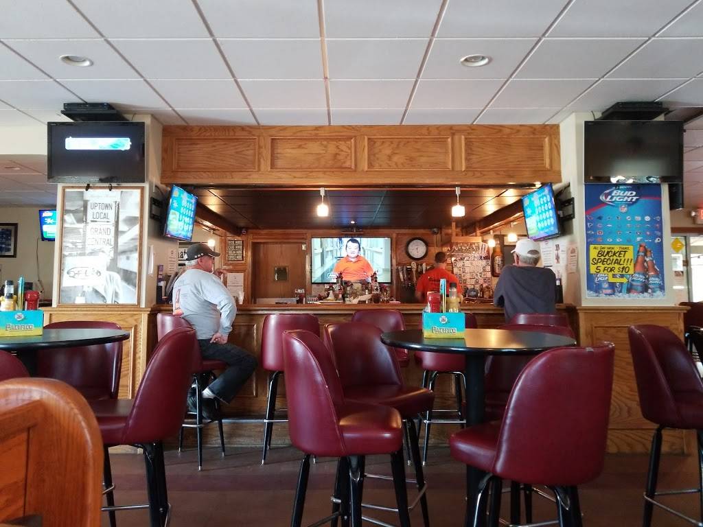 New Manhattan | restaurant | 7262 Hubbard Masury Rd, Hubbard, OH 44425, USA | 3305347890 OR +1 330-534-7890