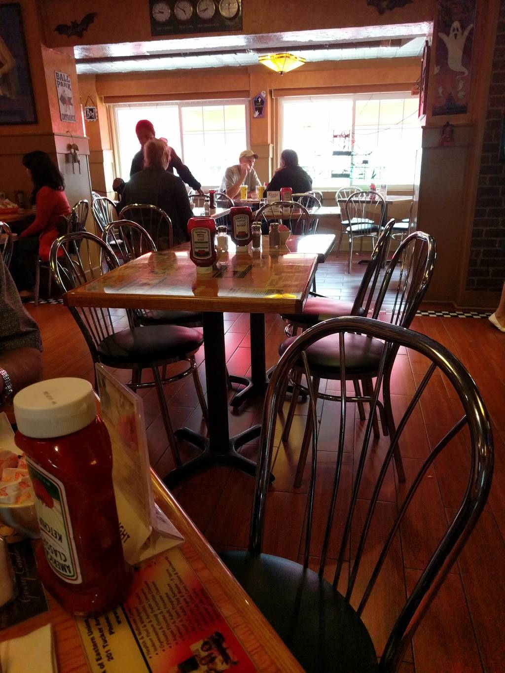 Galloping Hill Inn | restaurant | 201-, 235 Delaware Ave, Union, NJ 07083, USA | 9086866777 OR +1 908-686-6777