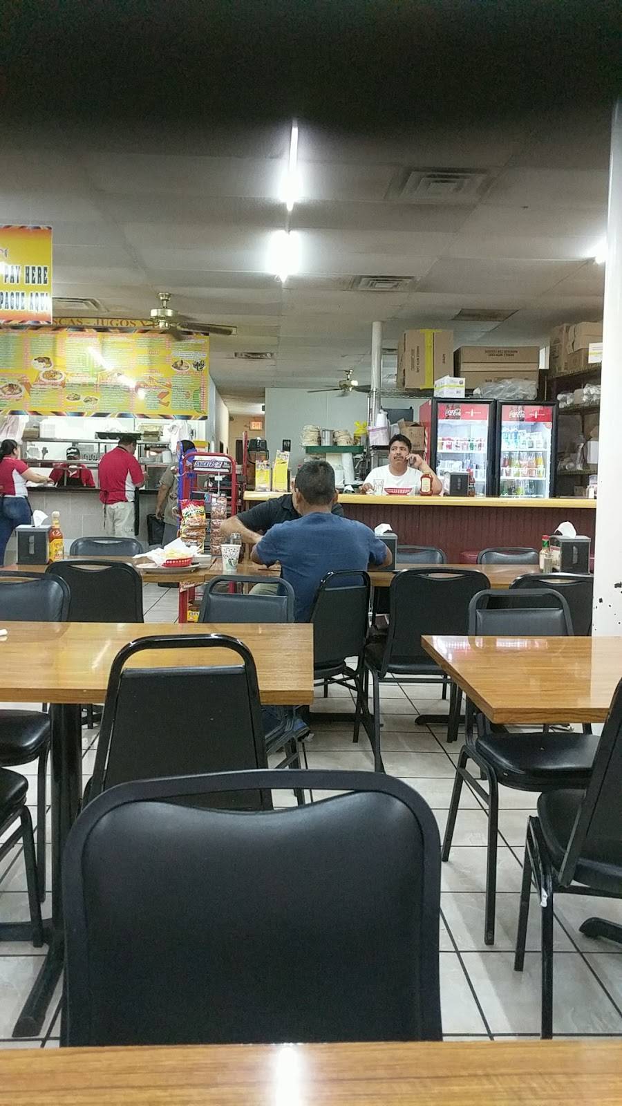 Martinez Taqueria & Grill | restaurant | 788 S Mill St suite 100, Lewisville, TX 75057, USA | 9729060057 OR +1 972-906-0057