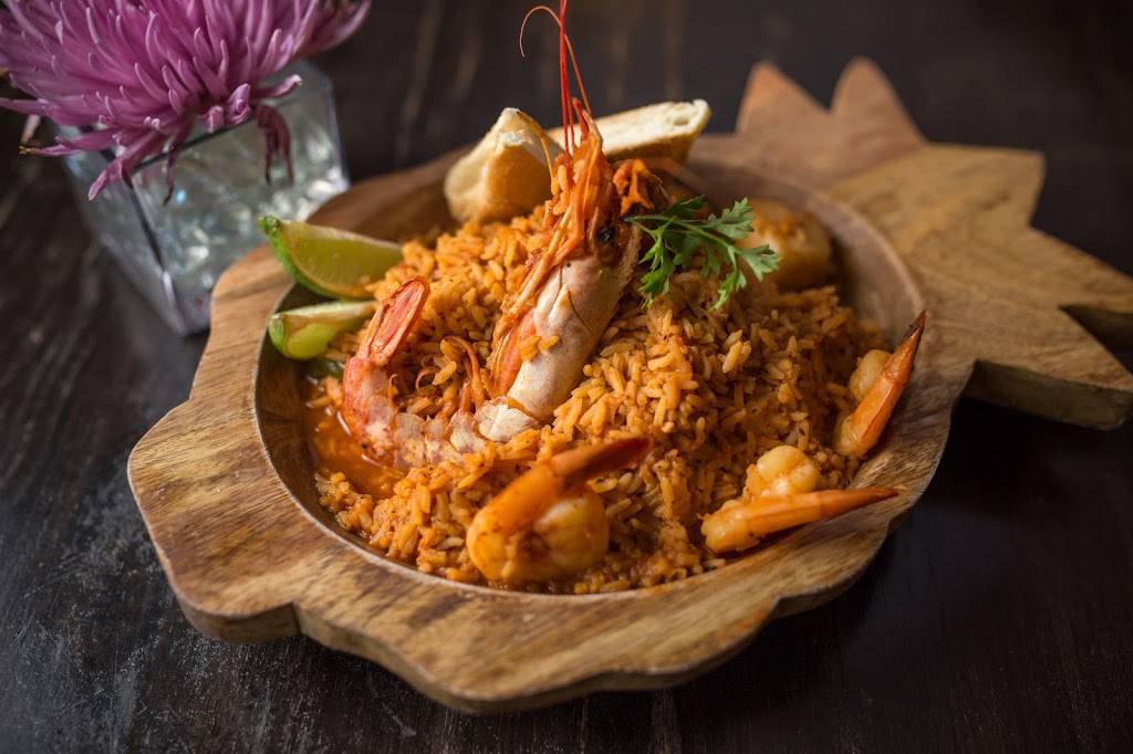 Cuba 312 | restaurant | 2054 W Roscoe St, Chicago, IL 60618, USA | 7732812822 OR +1 773-281-2822