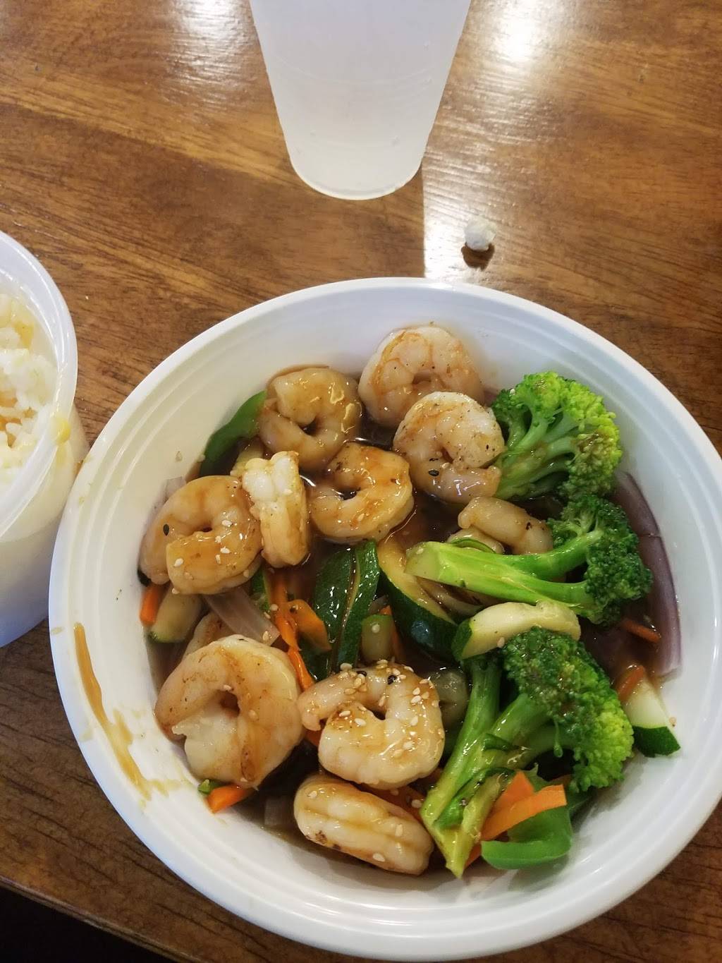 Kazu Sushi Burrito | restaurant | 117 W Adams St, Jacksonville, FL 32202, USA | 9044385020 OR +1 904-438-5020