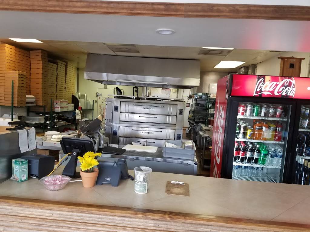 Tornatores Pizzeria | restaurant | 3818 Edgewater Dr, Orlando, FL 32804, USA | 4072922248 OR +1 407-292-2248