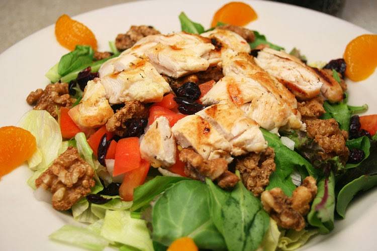 Christophers Restaurant | meal takeaway | 580 Main St, Reading, MA 01867, USA | 7819443663 OR +1 781-944-3663