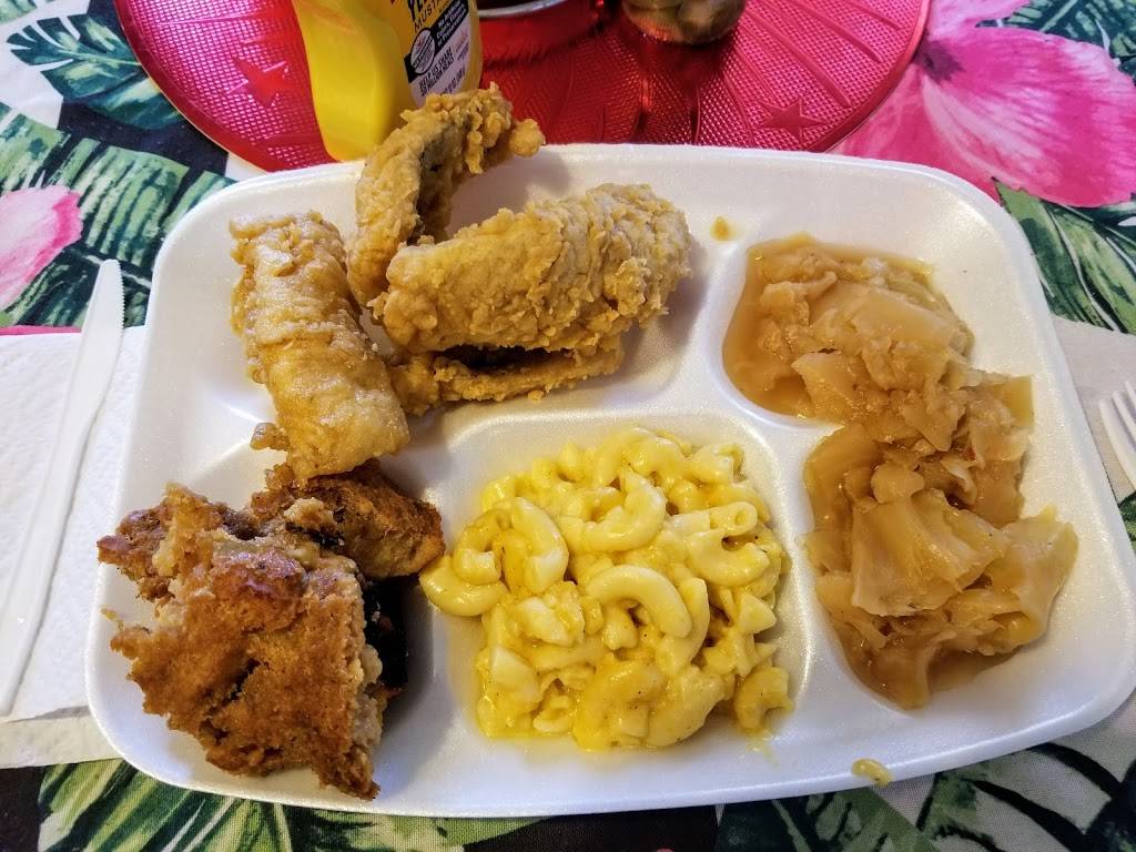 Martha Lous Kitchen | restaurant | 1068 Morrison Dr, Charleston, SC 29403, USA | 8435779583 OR +1 843-577-9583