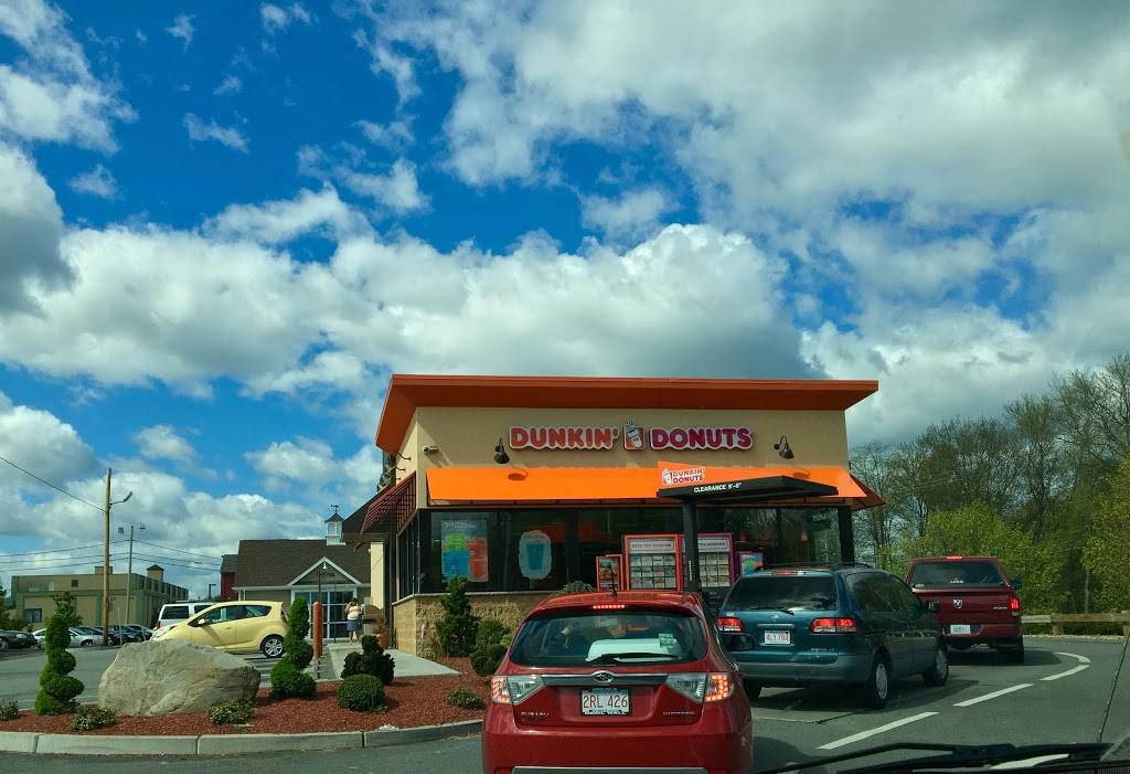 Dunkin | bakery | 320 Airport Rd, Fall River, MA 02720, USA | 5086756515 OR +1 508-675-6515