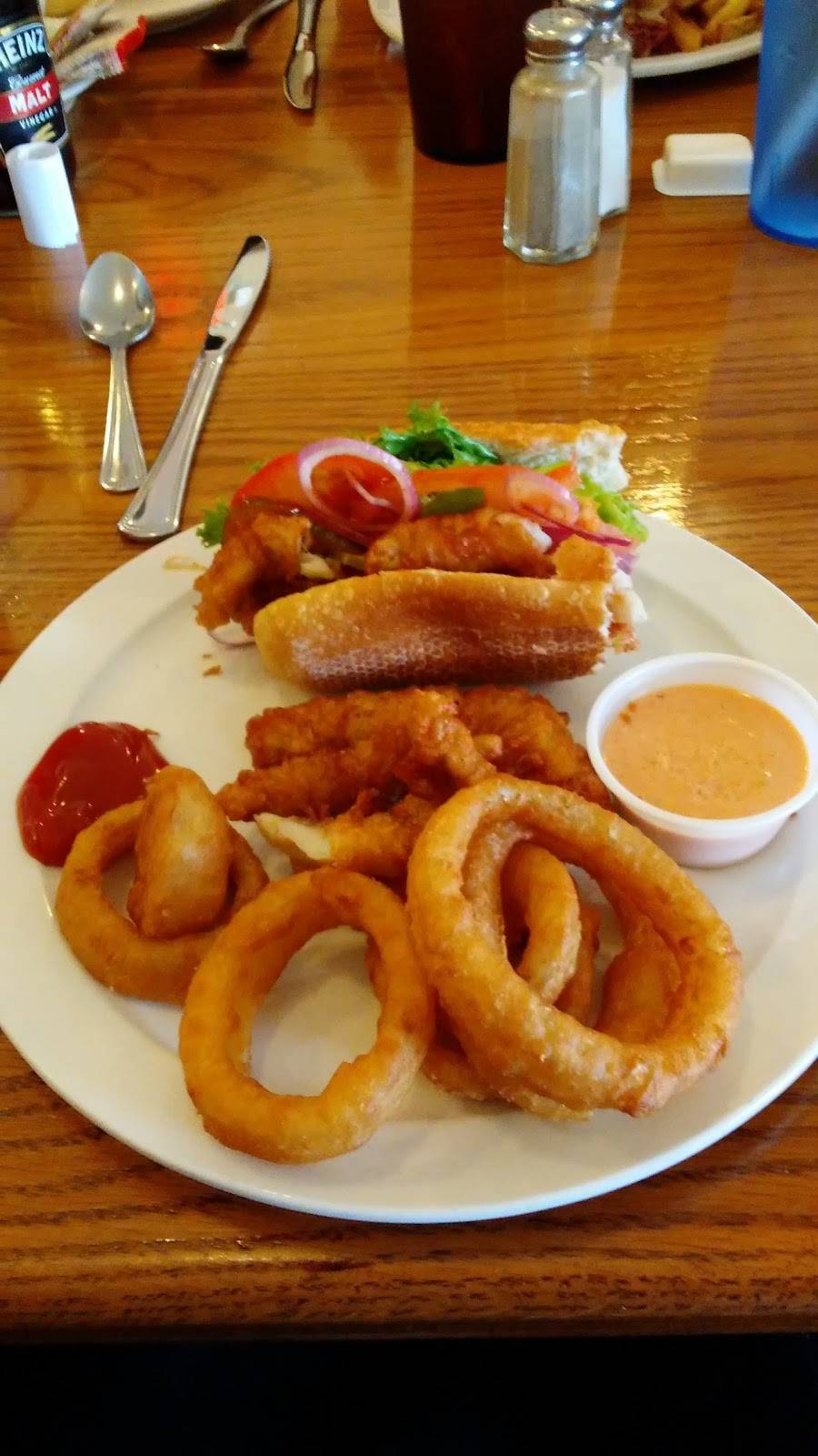 Robertas Diner | restaurant | 124 Main St, Warsaw, OH 43844, USA | 7408245000 OR +1 740-824-5000