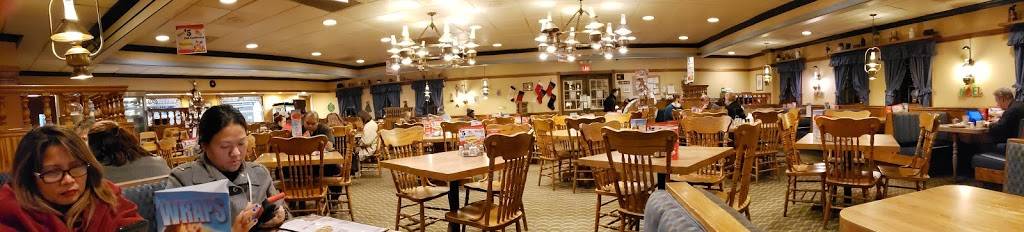 Tee Jayes Country Place | restaurant | 4910 N High St, Columbus, OH 43214, USA | 6148851383 OR +1 614-885-1383