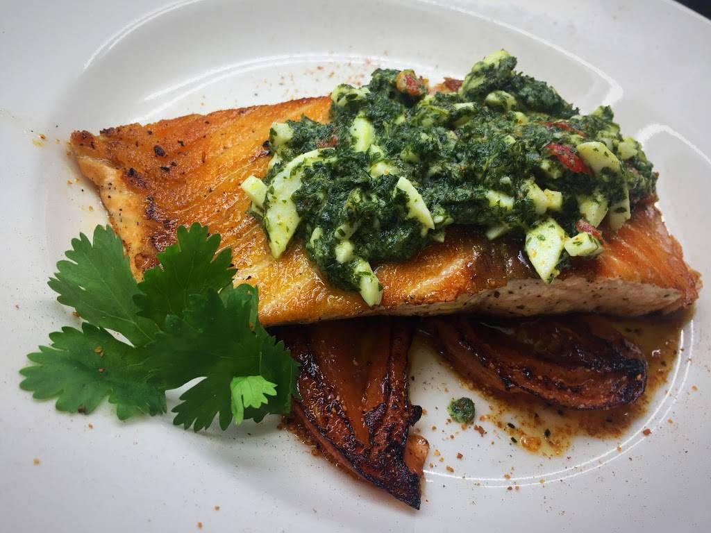 Las Palmas Latin Grill | restaurant | 6431 E County Line Rd Suite 104, Tampa, FL 33647, USA | 8138033903 OR +1 813-803-3903