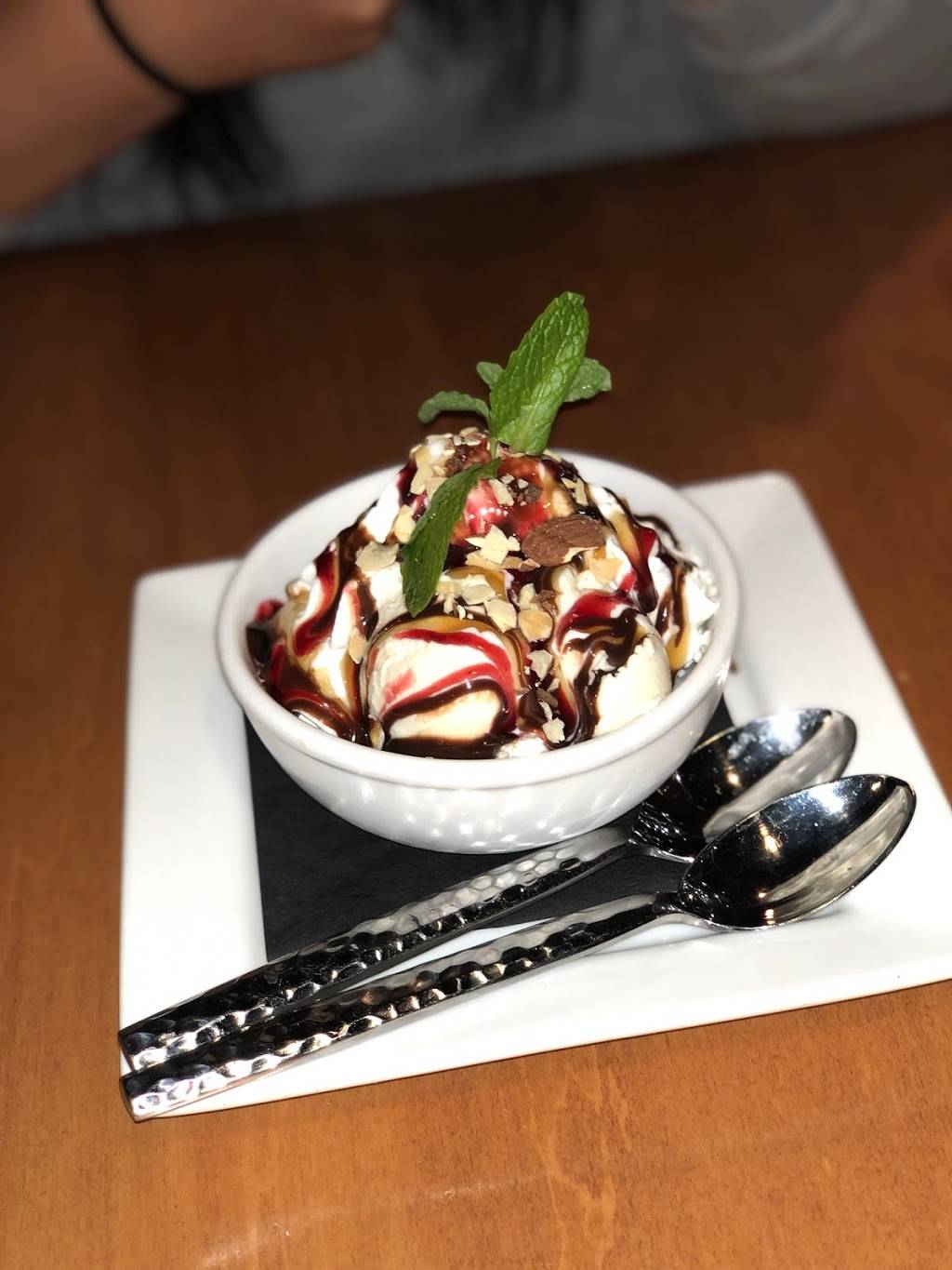 Timberline Steaks & Grille | restaurant | Concourse C, 8500 Peña Blvd, Denver, CO 80249, USA | 3033426670 OR +1 303-342-6670