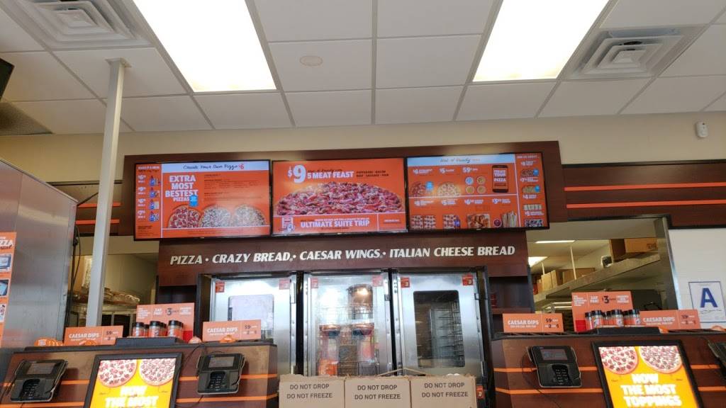 Little Caesars Pizza | meal takeaway | 3871 S 27th St, Milwaukee, WI 53221, USA | 2624091494 OR +1 262-409-1494