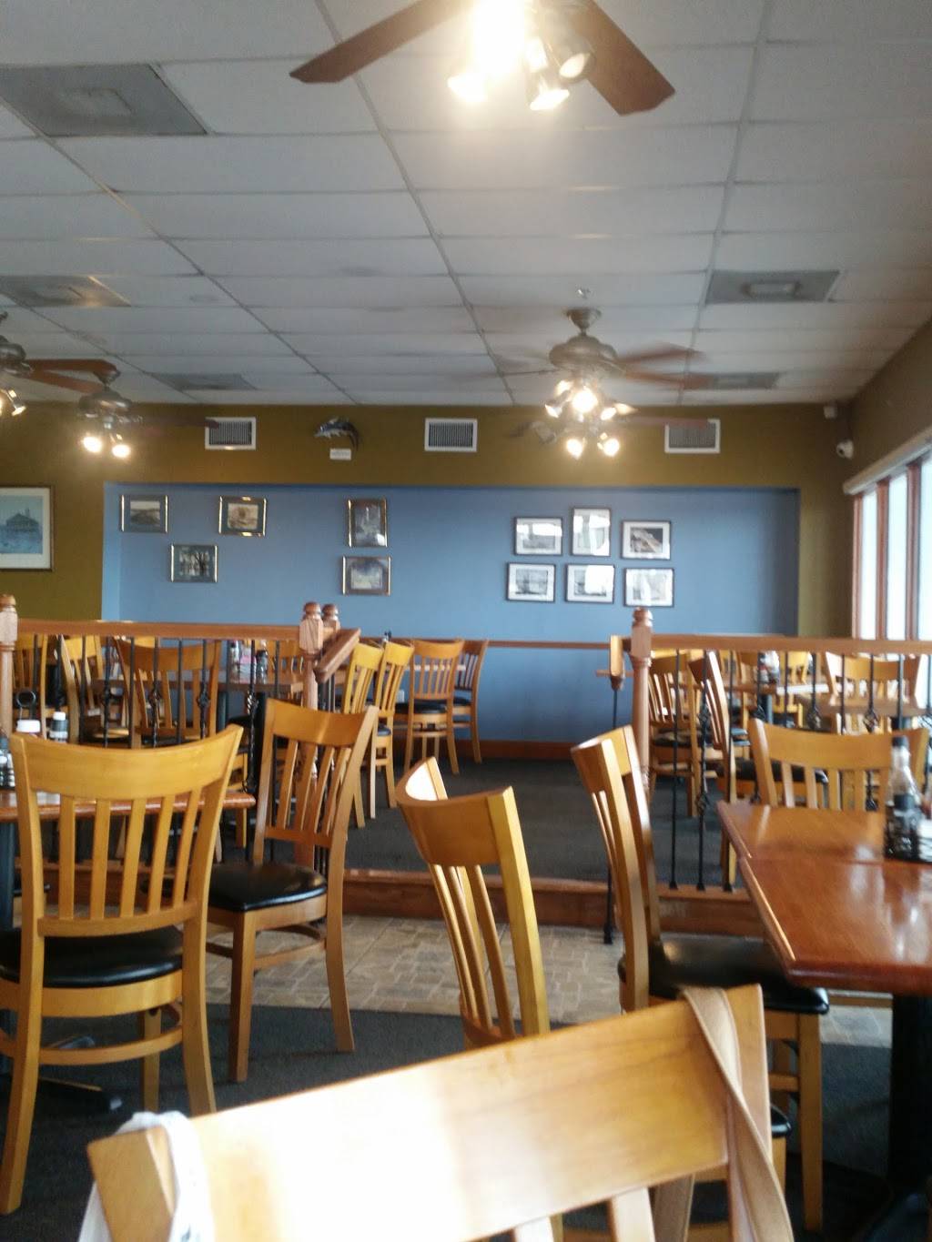 Village Fish Market & Restaurant | restaurant | 1200 W Retta Esplanade Ste J36, Punta Gorda, FL 33950, USA | 9416397959 OR +1 941-639-7959