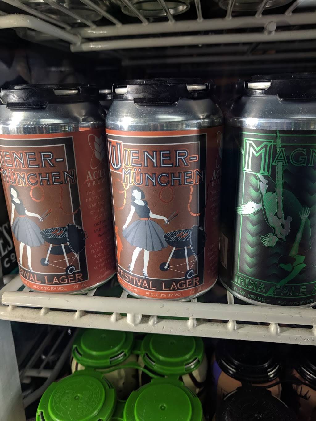 Subway | restaurant | 1628 W 117th St, Lakewood, OH 44107, USA | 2162268806 OR +1 216-226-8806