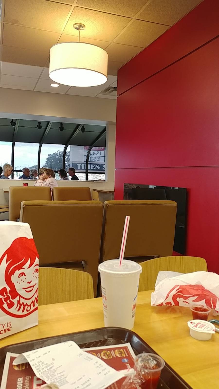 Wendys | restaurant | 3917 Broadway St, Mt Vernon, IL 62864, USA | 6182441313 OR +1 618-244-1313