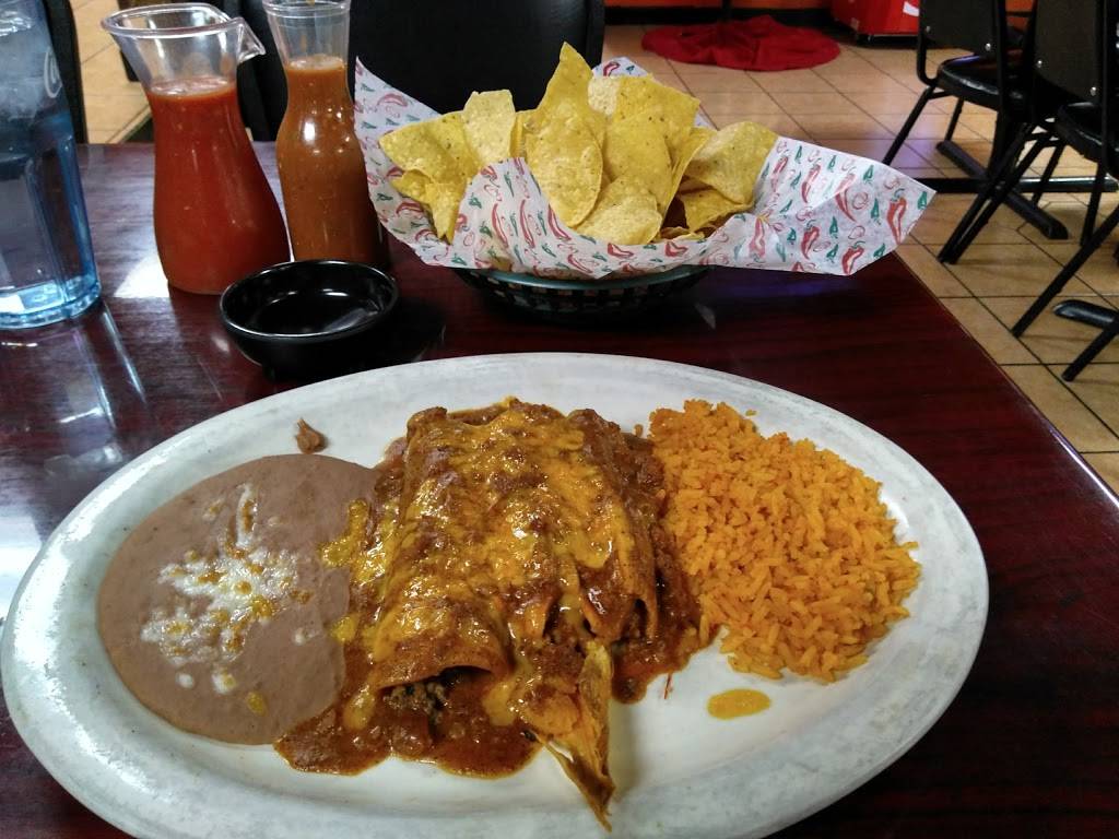 Acambaro Mexican Restaurant Fayetteville | restaurant | 2605 N College Ave, Fayetteville, AR 72703, USA | 4794423454 OR +1 479-442-3454